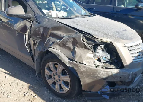 2014 Cadillac Srx Luxury Collection z USA, uszkodzony, nr VIN 3GYFNEE37ES663507